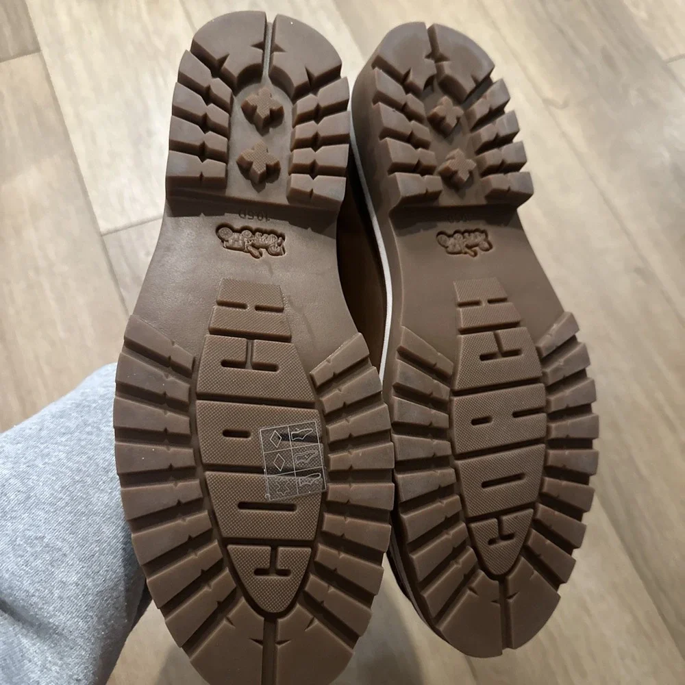 Coach men banks